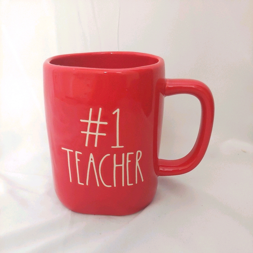 🔴 Rae Dunn #1 Teacher Mug